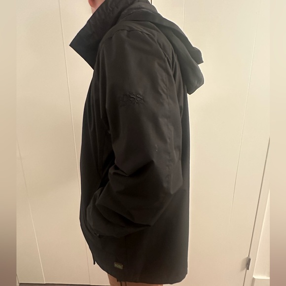 Hugo Boss Weatherproof Black Jacket - M - Picture 2 of 15